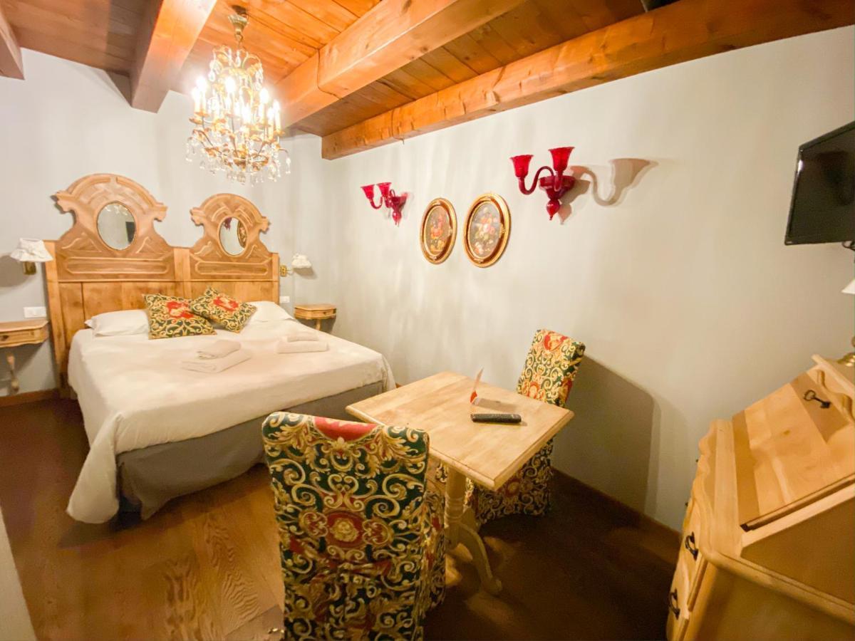 Rosso Charm 3* Venedig